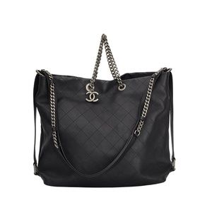 CHANEL BLACK QUILTED CALFSKIN LEATHER URBAN ALLURE HOBO BAG (2017)